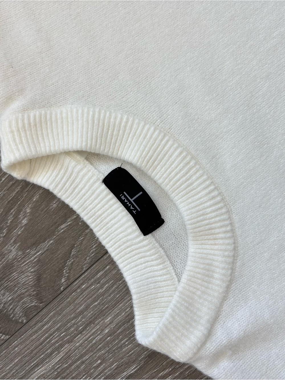 Tahari Cream Crewneck Sweater - Lightweight Ribbed Hem
